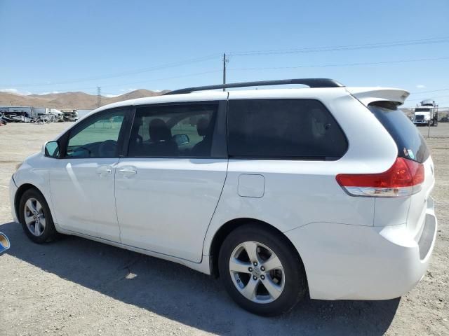 2012 Toyota Sienna LE