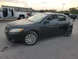 Carros salvage sin ofertas aún a la venta en subasta: 2011 Toyota Camry Base