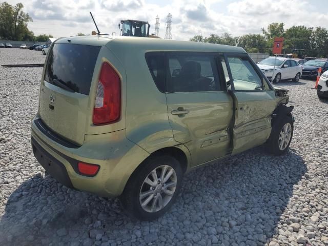 2013 KIA Soul +