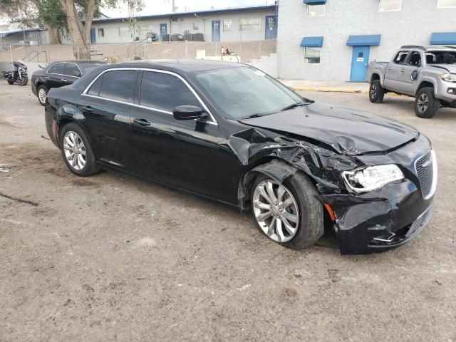 2017 Chrysler 300 Limited