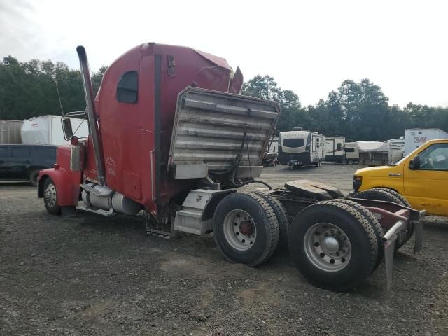 2004 Freightliner Conventional FLD132 XL Classic