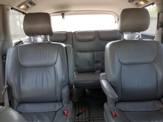 2004 Toyota Sienna XLE