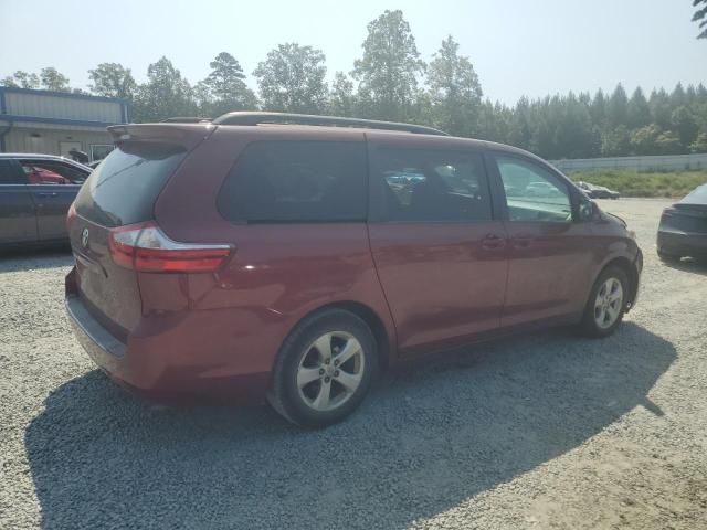 2015 Toyota Sienna LE