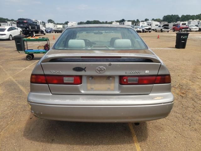 1999 Toyota Camry LE