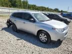 2014 Mitsubishi Outlander ES