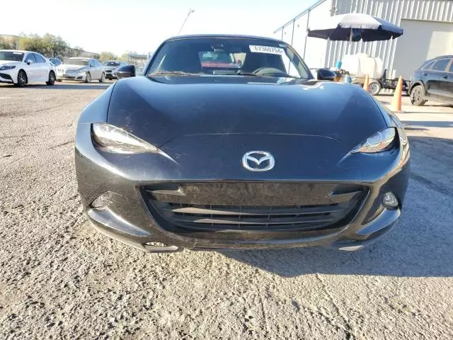 2022 Mazda MX-5 Miata Sport