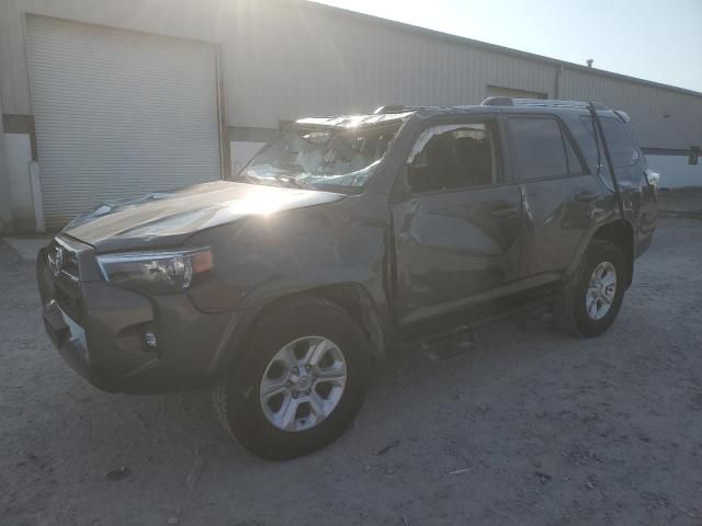 2023 Toyota 4runner SE