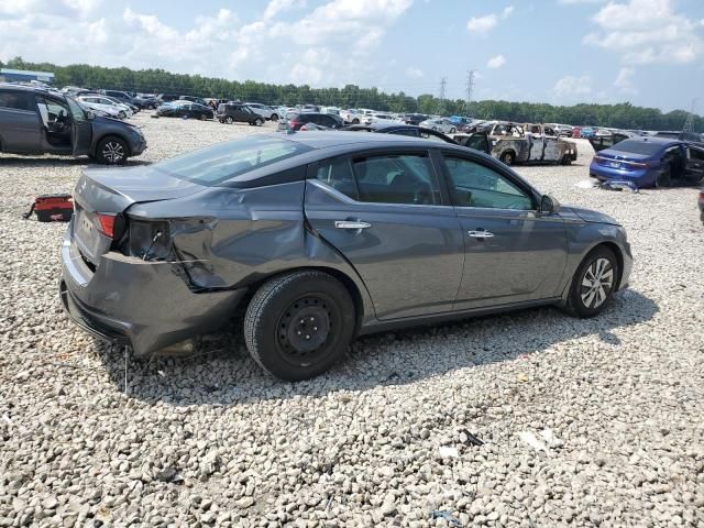 2019 Nissan Altima S