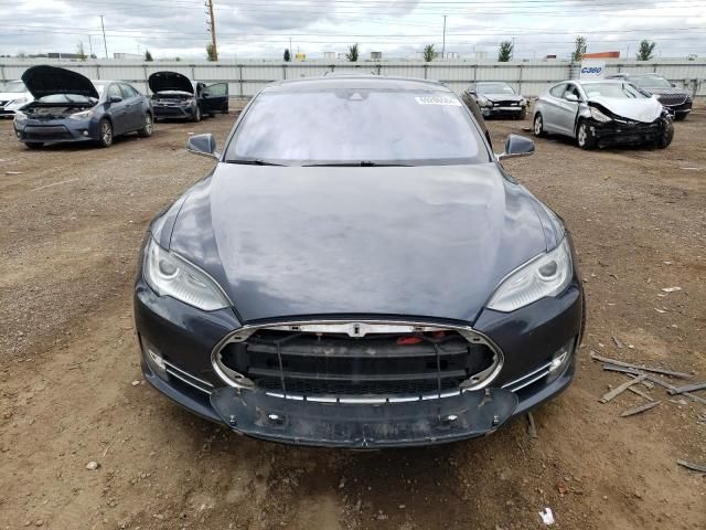 2015 Tesla Model S 70D