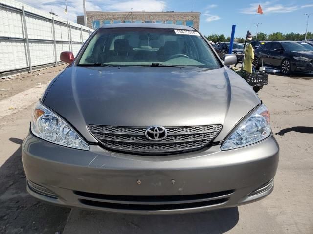 2004 Toyota Camry LE