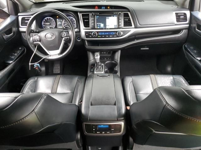 2018 Toyota Highlander SE