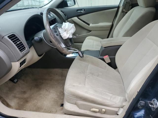 2010 Nissan Altima Base