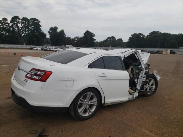 2016 Ford Taurus SEL