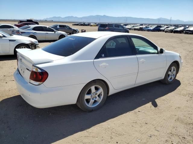 2005 Toyota Camry LE