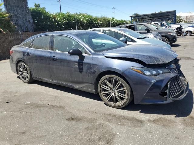 2019 Toyota Avalon XLE