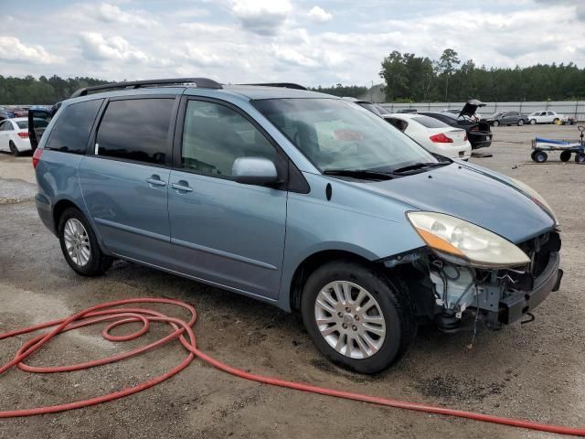 2009 Toyota Sienna XLE