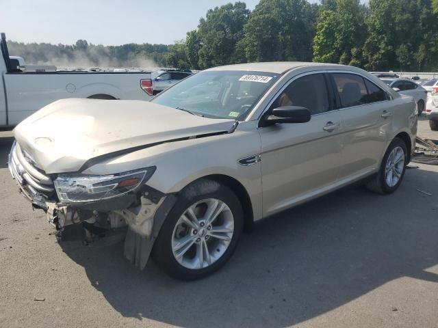 2017 Ford Taurus SE