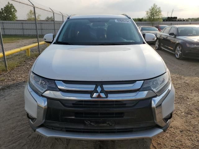 2016 Mitsubishi Outlander SE