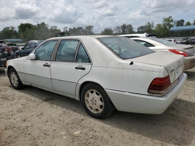 1992 Mercedes-Benz 400 SE