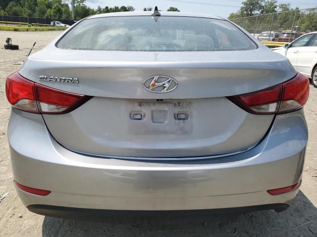 2015 Hyundai Elantra SE