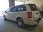 2009 Chrysler Town & Country LX