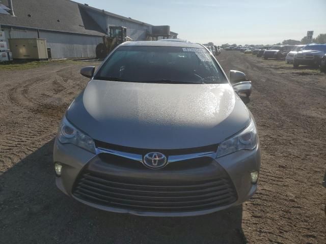 2016 Toyota Camry Hybrid