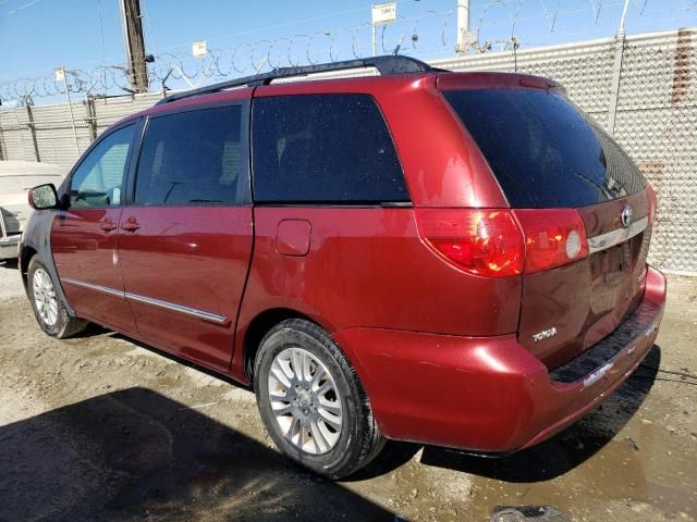 2008 Toyota Sienna XLE