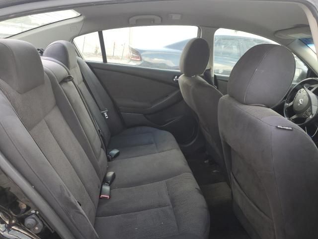 2010 Nissan Altima Base