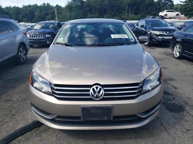 2015 Volkswagen Passat S