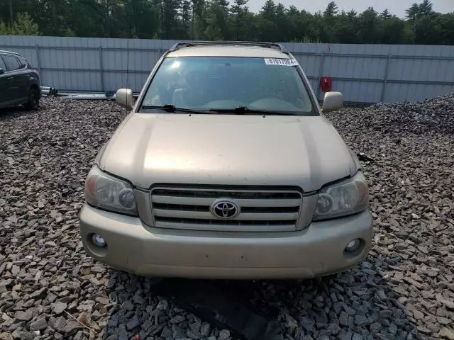 2004 Toyota Highlander