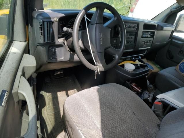 2007 GMC Savana Cutaway G3500