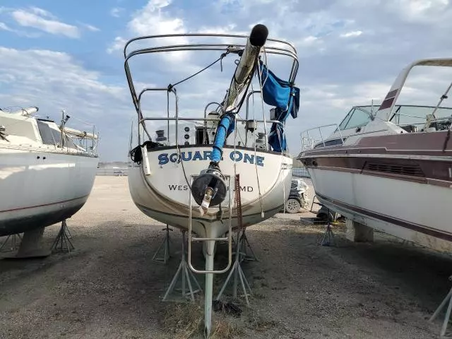 1981 Hunt Boat