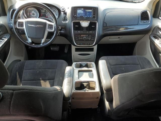 2011 Chrysler Town & Country Touring