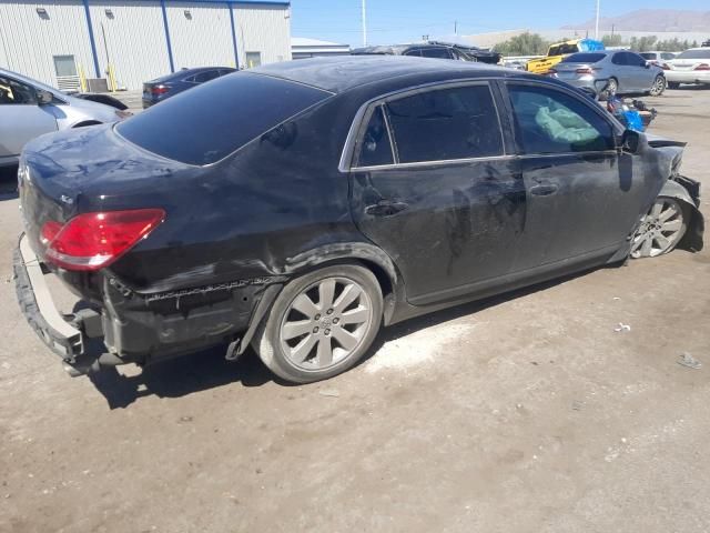 2005 Toyota Avalon XL