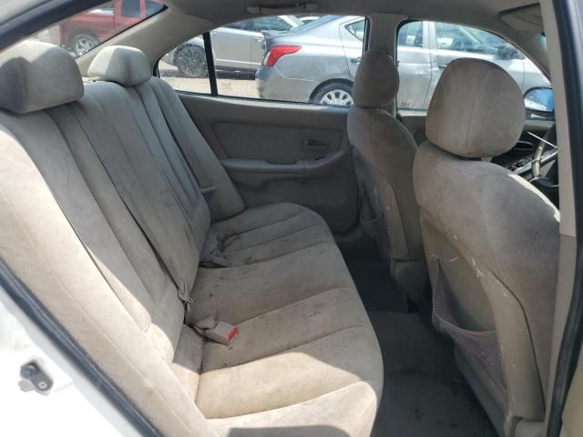 2004 Hyundai Elantra GLS