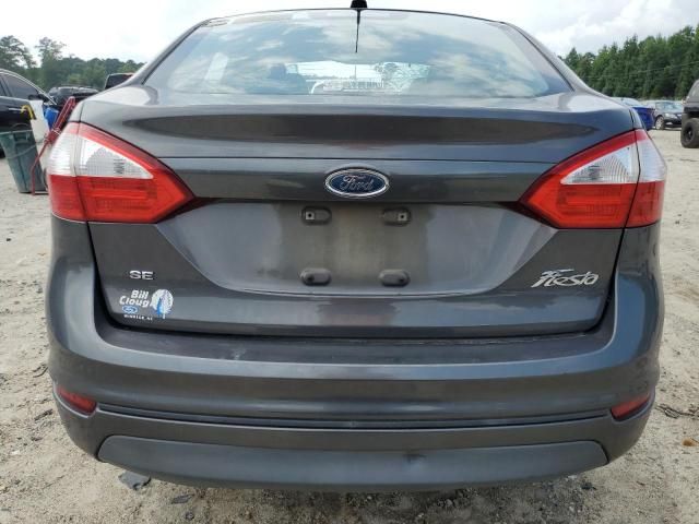 2015 Ford Fiesta SE