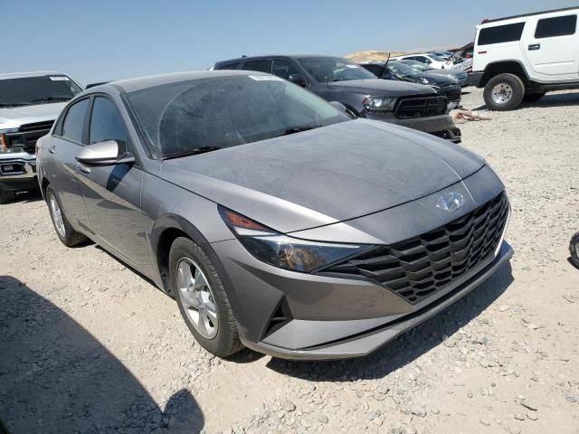 2023 Hyundai Elantra SE