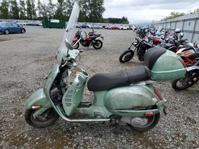 2006 Vespa Granturismo 200