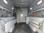 2010 Ford Econoline E450 Super Duty Cutaway Van