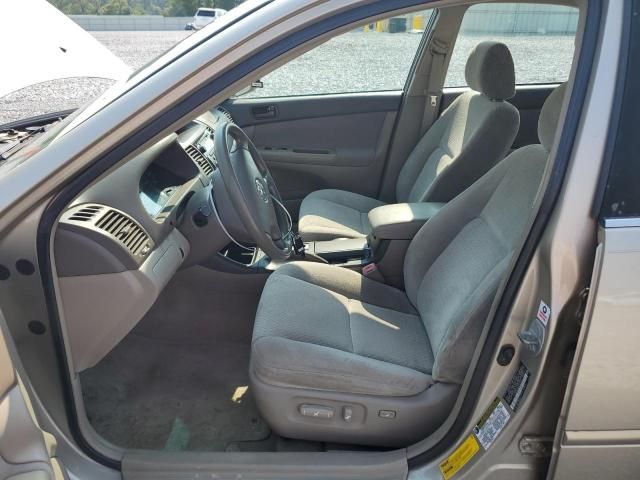 2004 Toyota Camry LE