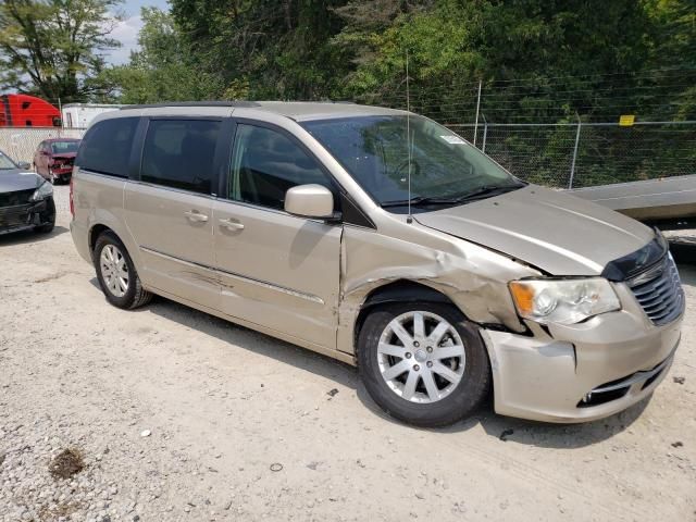 2013 Chrysler Town & Country Touring