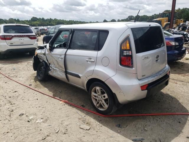 2011 KIA Soul +