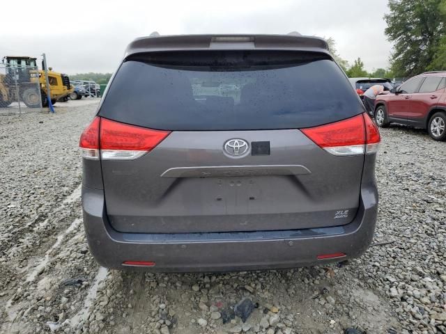 2013 Toyota Sienna XLE