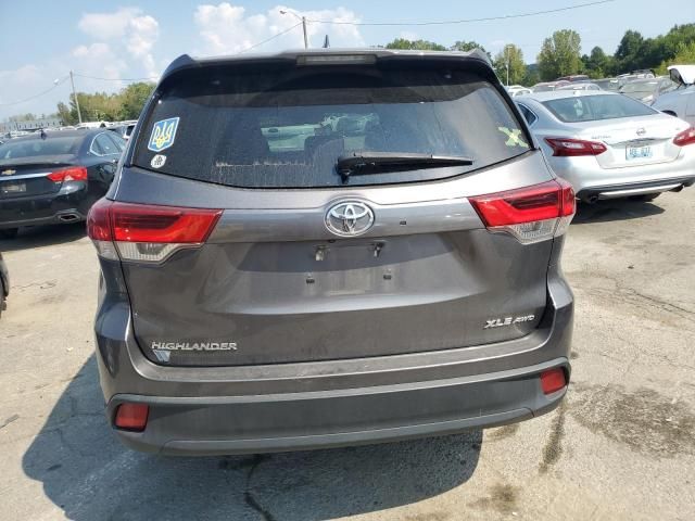 2018 Toyota Highlander SE