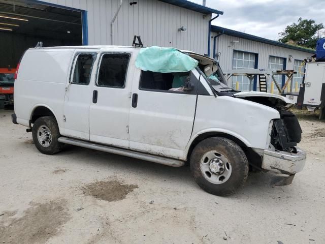 2020 Chevrolet Express G2500