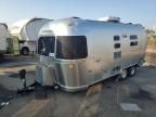 2005 Airstream Camper