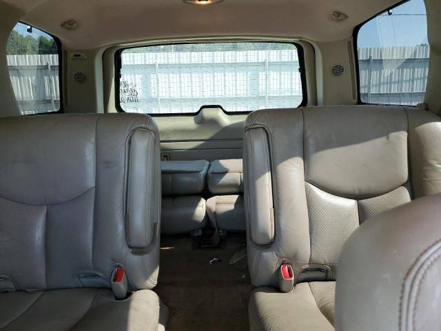 2003 Cadillac Escalade Luxury