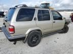 2000 Nissan Pathfinder LE