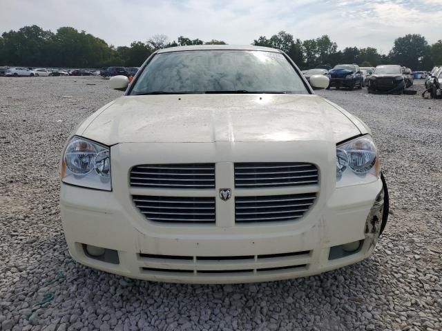 2006 Dodge Magnum SXT