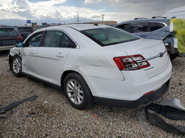 2013 Ford Taurus SE